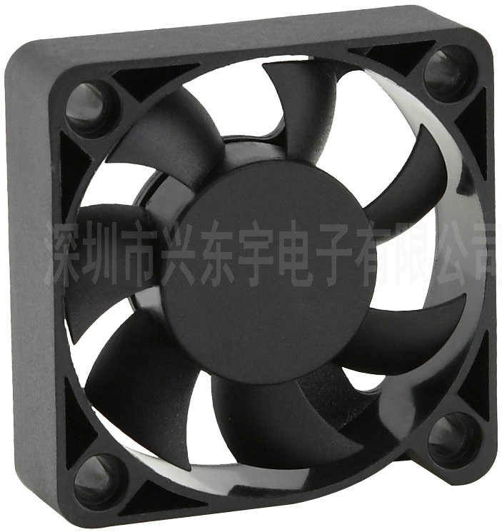 舞臺(tái)燈光散熱風(fēng)扇http://www.pboovk.cn/products-detail.asp?cpid=121